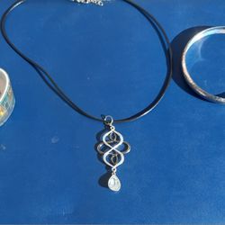 Womens necklace, 2 bracelets, & ring size 7 LOT