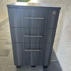 Office Drawer With Lock And Key- Like New