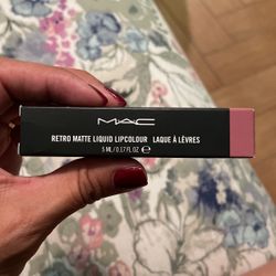 MAC Matte Lipstick “Topped With Brandy”