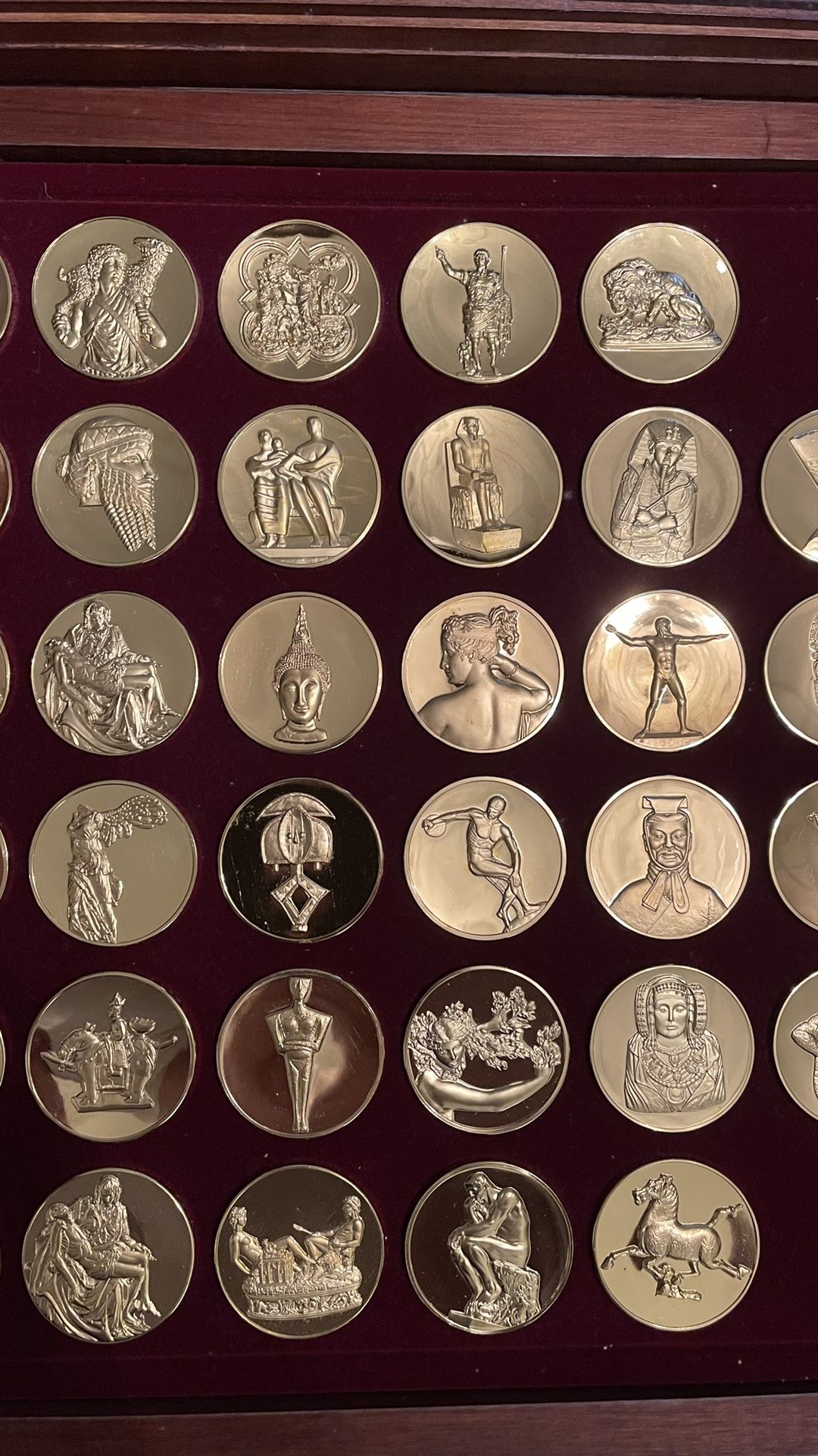 Franklin Mint Set 'The World's Greatest Sculptures' for Sale in