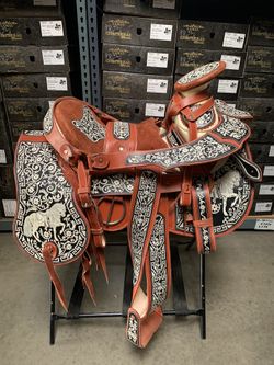 Montura bordada hecha en mexico 🇲🇽