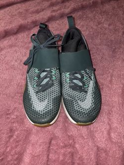 Woman’s Nike Air Zoom size 7.5
