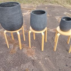 Awesome New Designer Tripod Garden Planter High Quality Masterpiece Very Detailed