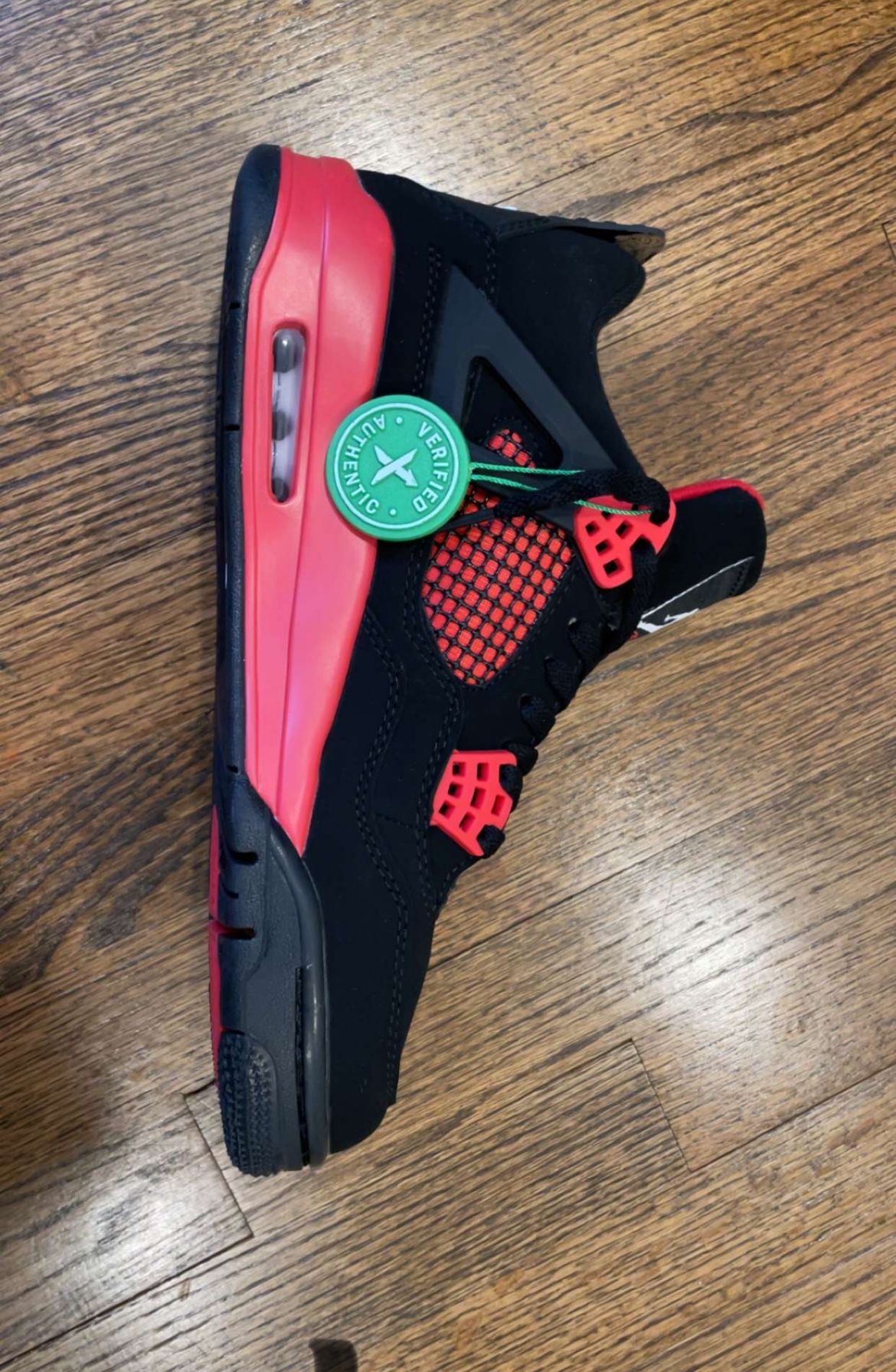 Jordan 4 Red Thunder’s Size 8.5