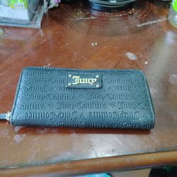 Juicy Couture Wallet Has Been Used But Still Good Free It's Free 