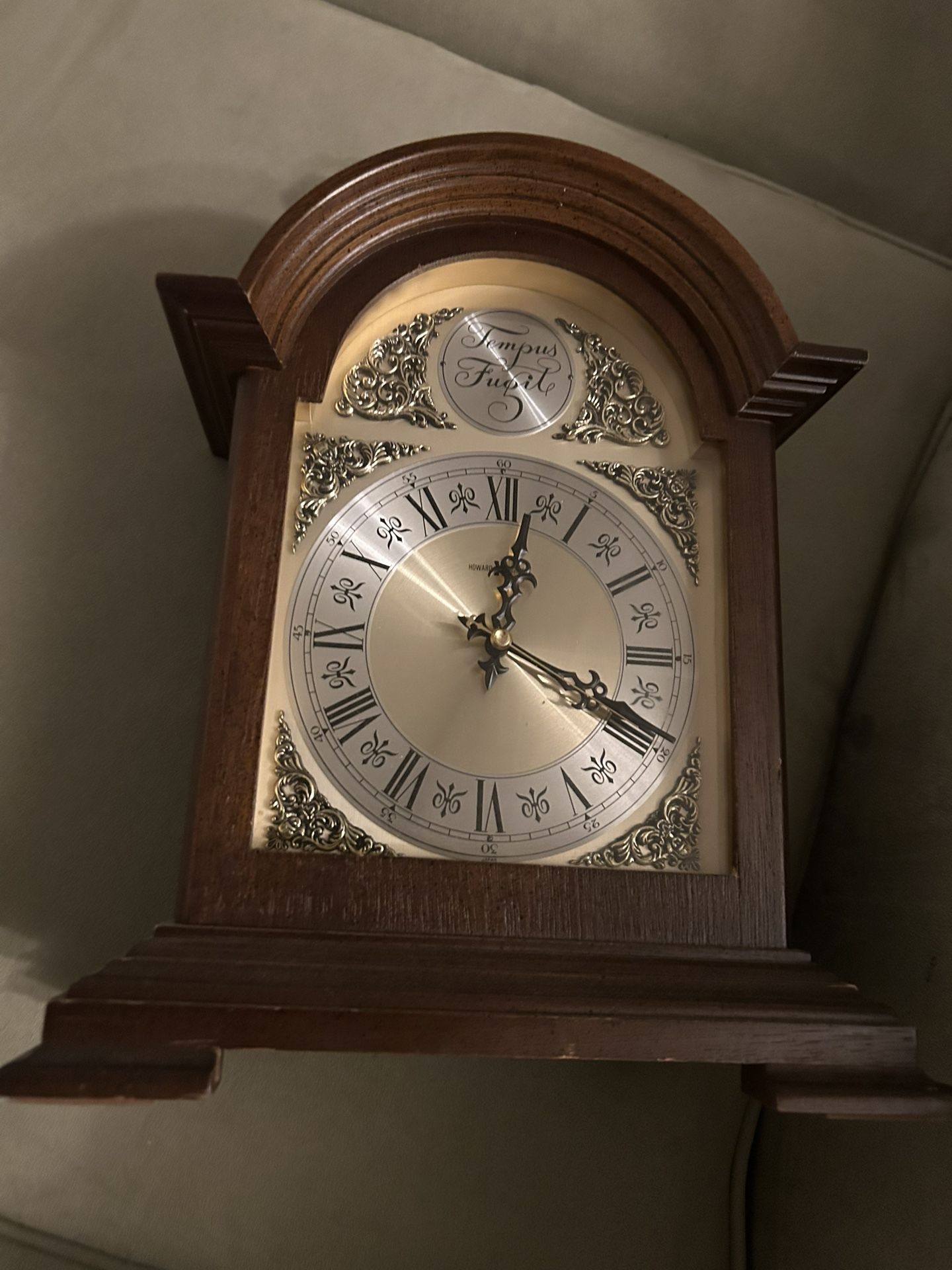 Clock Old School
