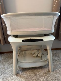 4moms Mamaroo Bassinet