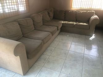 Free Sectional