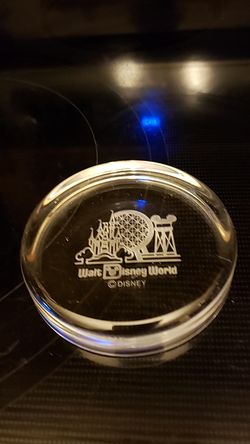 Heavy clear Walt Disney World Paperweight