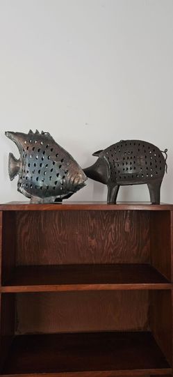 Metal Fish and Pig Candle Lantern Set