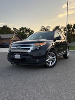2014 Ford Explorer