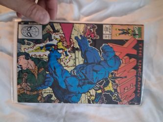 5 XMen Comics from the 90s great condition all in sleeves