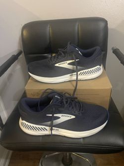 Brooks Beast 24/ Size 10.5 Men’s $85