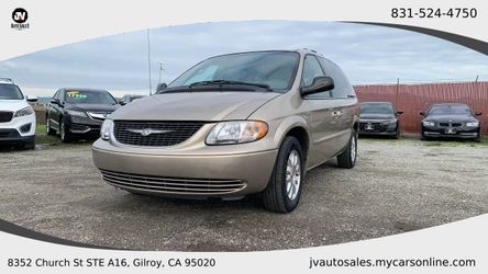 2002 Chrysler Town & Country