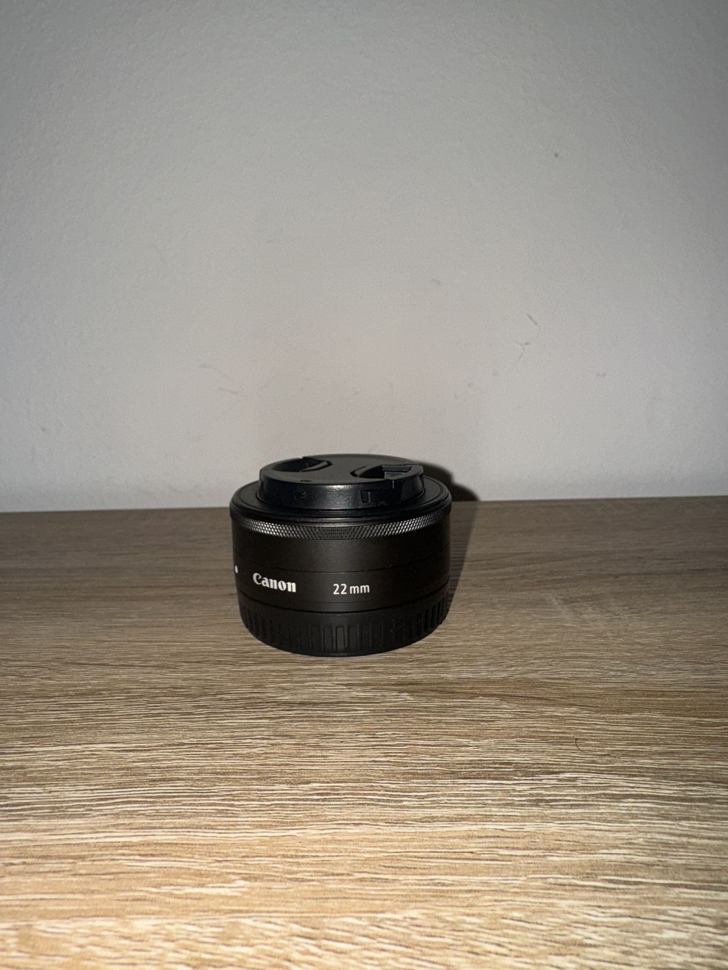 Canon EF-M 22mm Lens