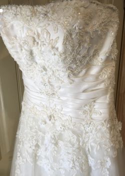 Wedding Dress Beautiful - Like New 