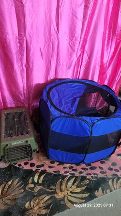 2 Animal Kannels. Both For 30$