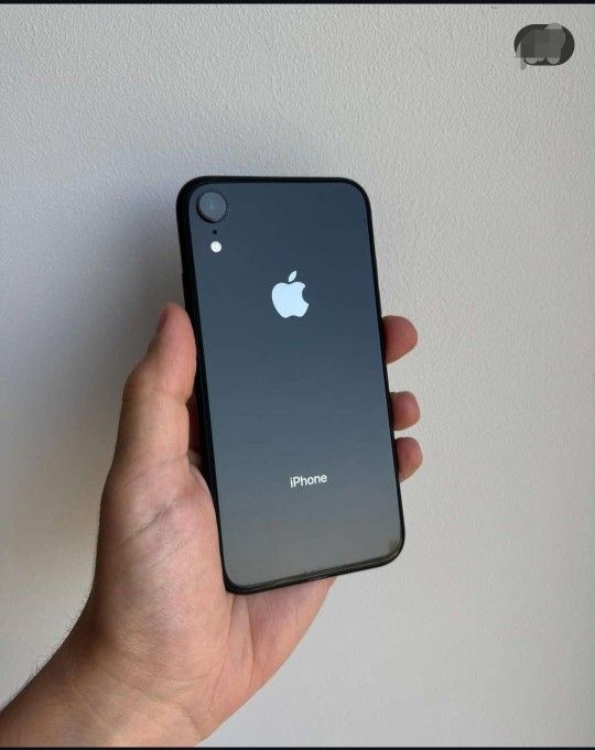 iPhone XR Unlocked / Desbloqueado 😀 - Different Colors Available