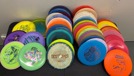 Disc golf lot! Great Deal! 40 Discs!