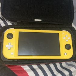 Nintendo Switch Lite 