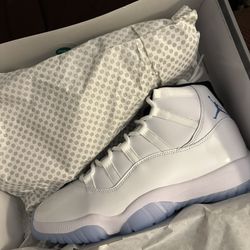 Jordan 11 Columbia Blue Size 12 New 