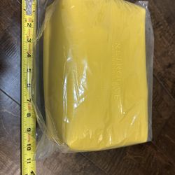 Retrovue Makeup Bag - Yellow