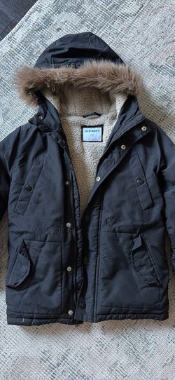 Old navy black puffer jacket with fur kids size M (8)