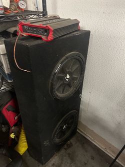 Kicker Dual Subwoofer Box with Amplifier
