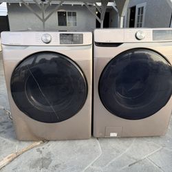 XL Washer And Gas Dryer 