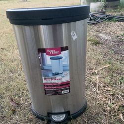 Trash Can