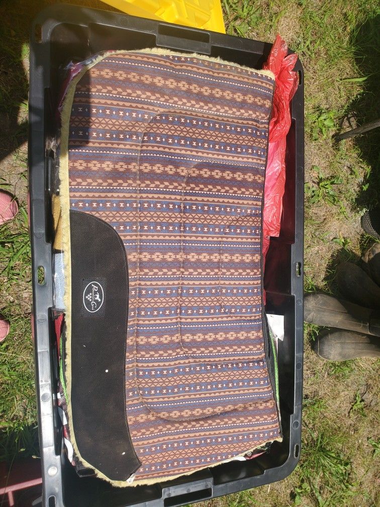 Professional's Choice Western Saddle Pad