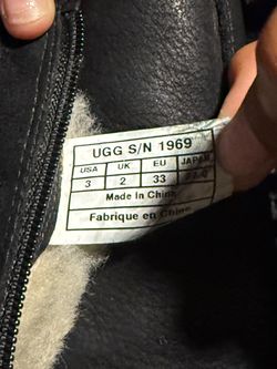 UGG S/N 1969 Boots Size US 3