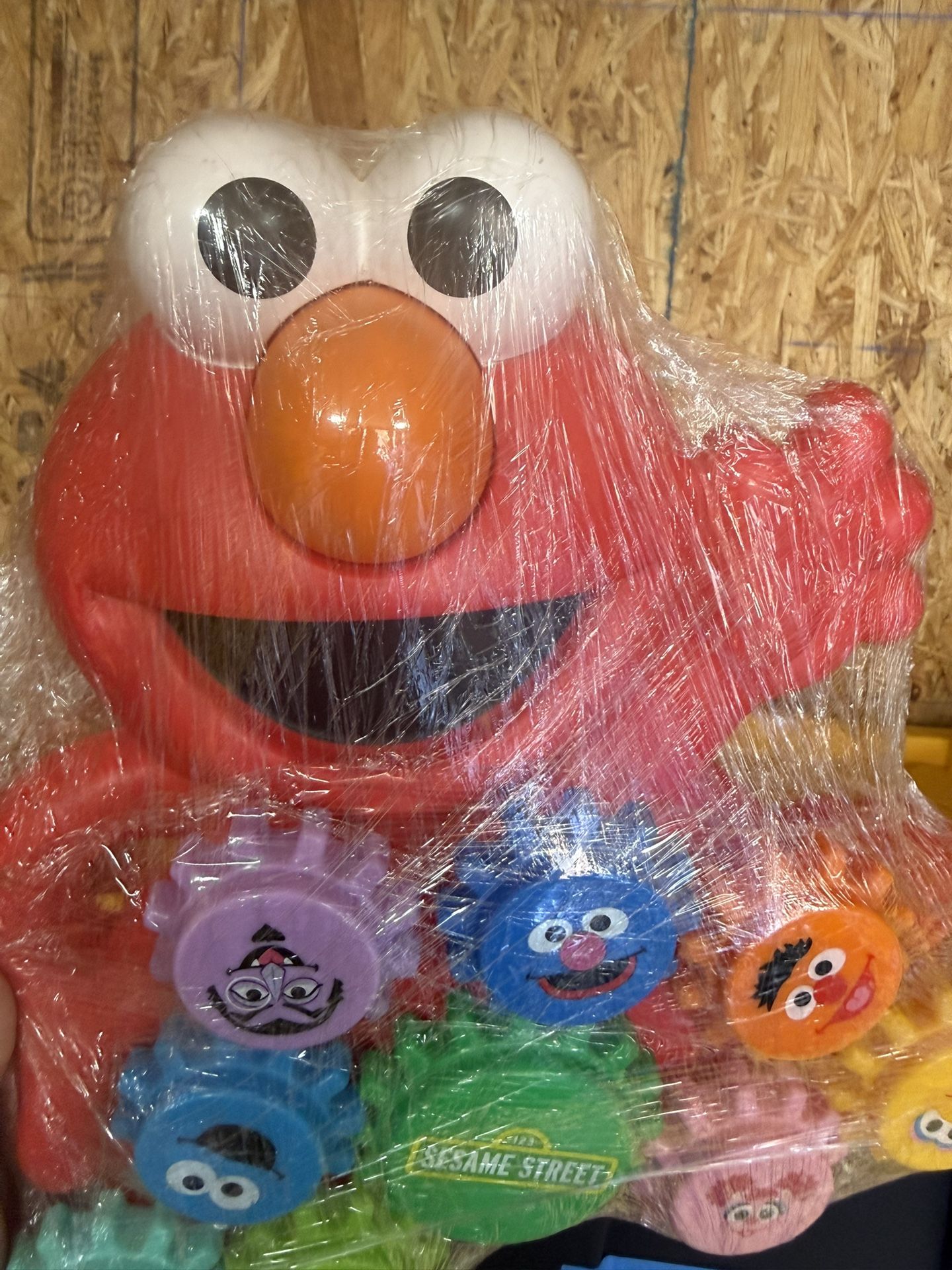 Elmo Gears Toy FIRM COMPLETE B4