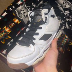 Jordans, White , Size 6