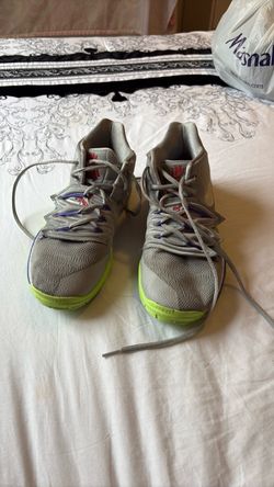 Nike gray high top size 7Y girls shoes