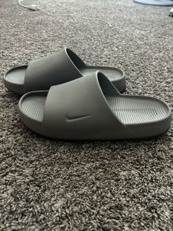 Nike Calm Slides (Grey)