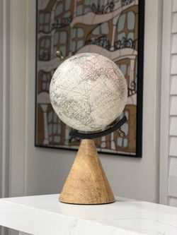 desktop globe