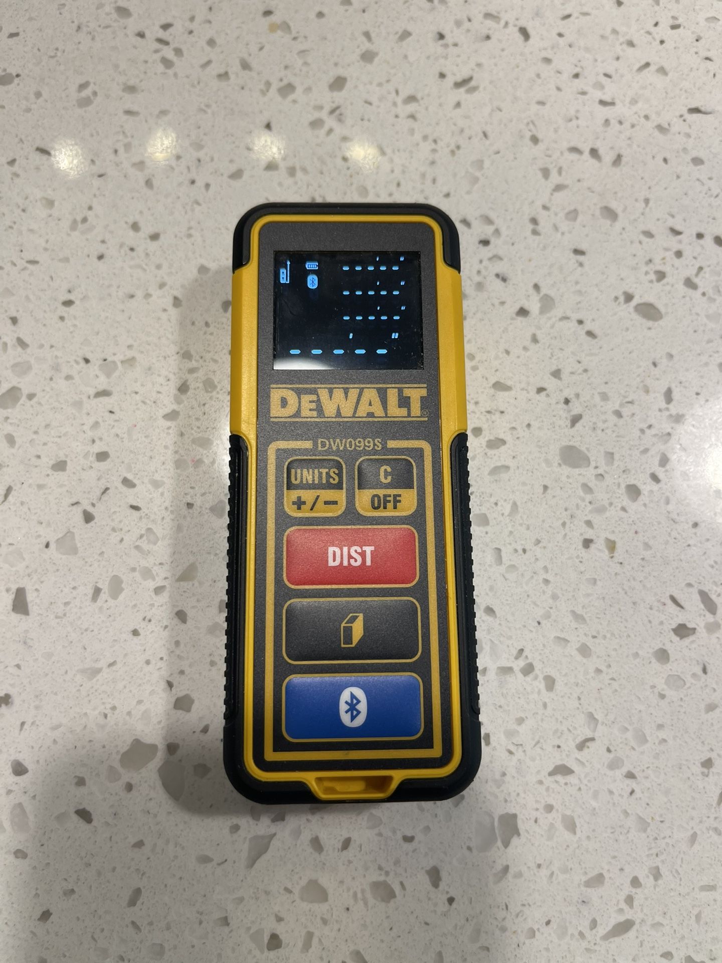 DEWALT Laser Measure Tool/Distance Meter, 100 Feet w Bluetooth