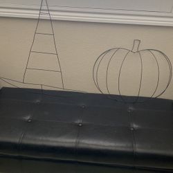Witches hat and pumpkin 