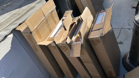 Desk Tan/oak Color With White Metal Legs New