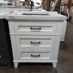 30inch White Bathroom Vanity With Quartz Top, Backsplash And Sink