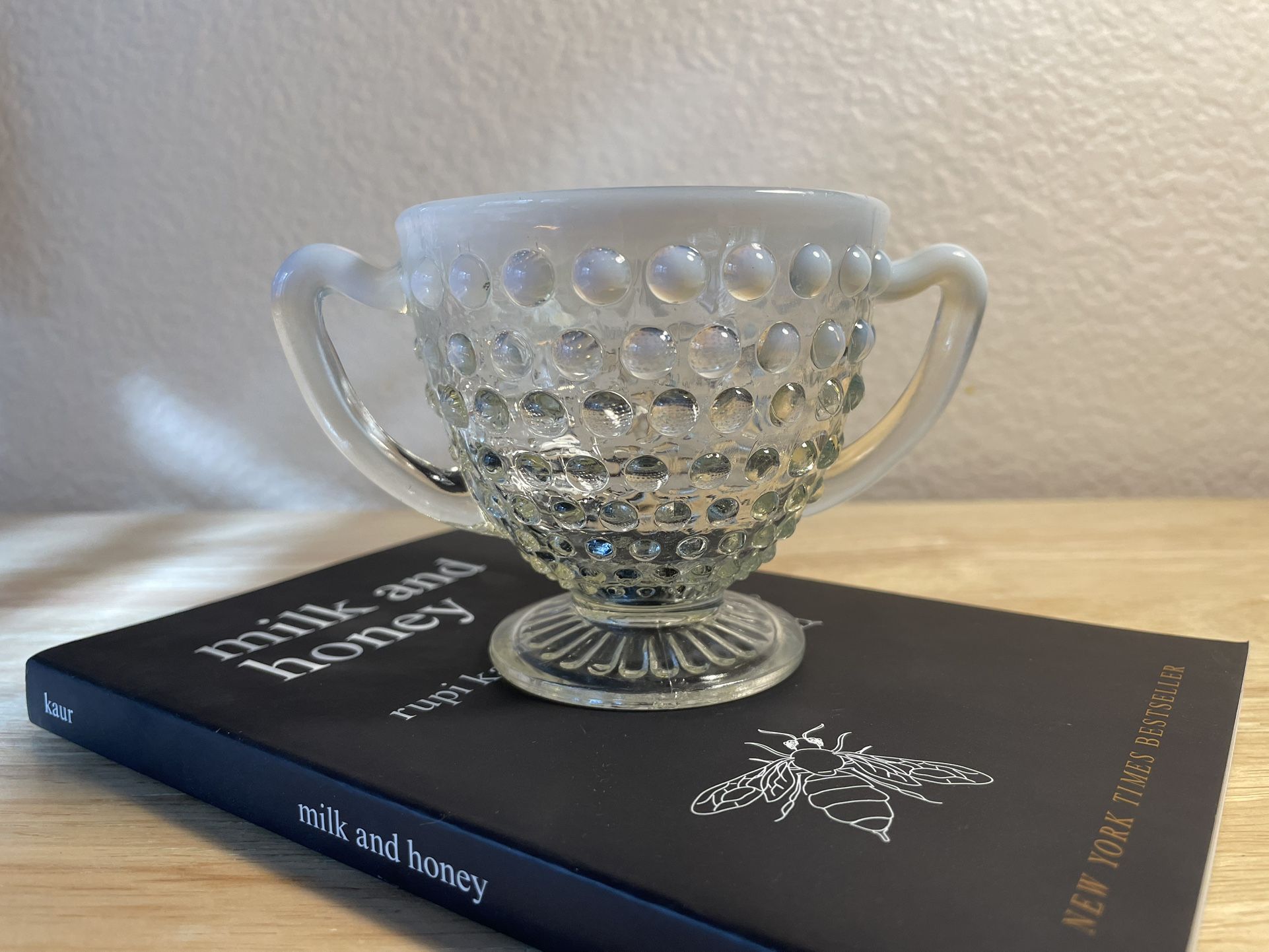 Vintage Anchor Hocking White Opalescent Hobnail Moonstone Sugar Bowl 