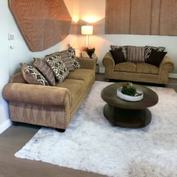 United Furniture Couch And Loveseat Sofa Set **ALL NYC DELIVERY**