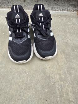 Tennis shoes for kids