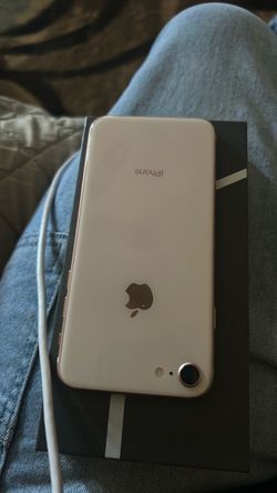 Iphone  8-64