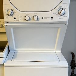 Electric Washer &  Dryer Combo