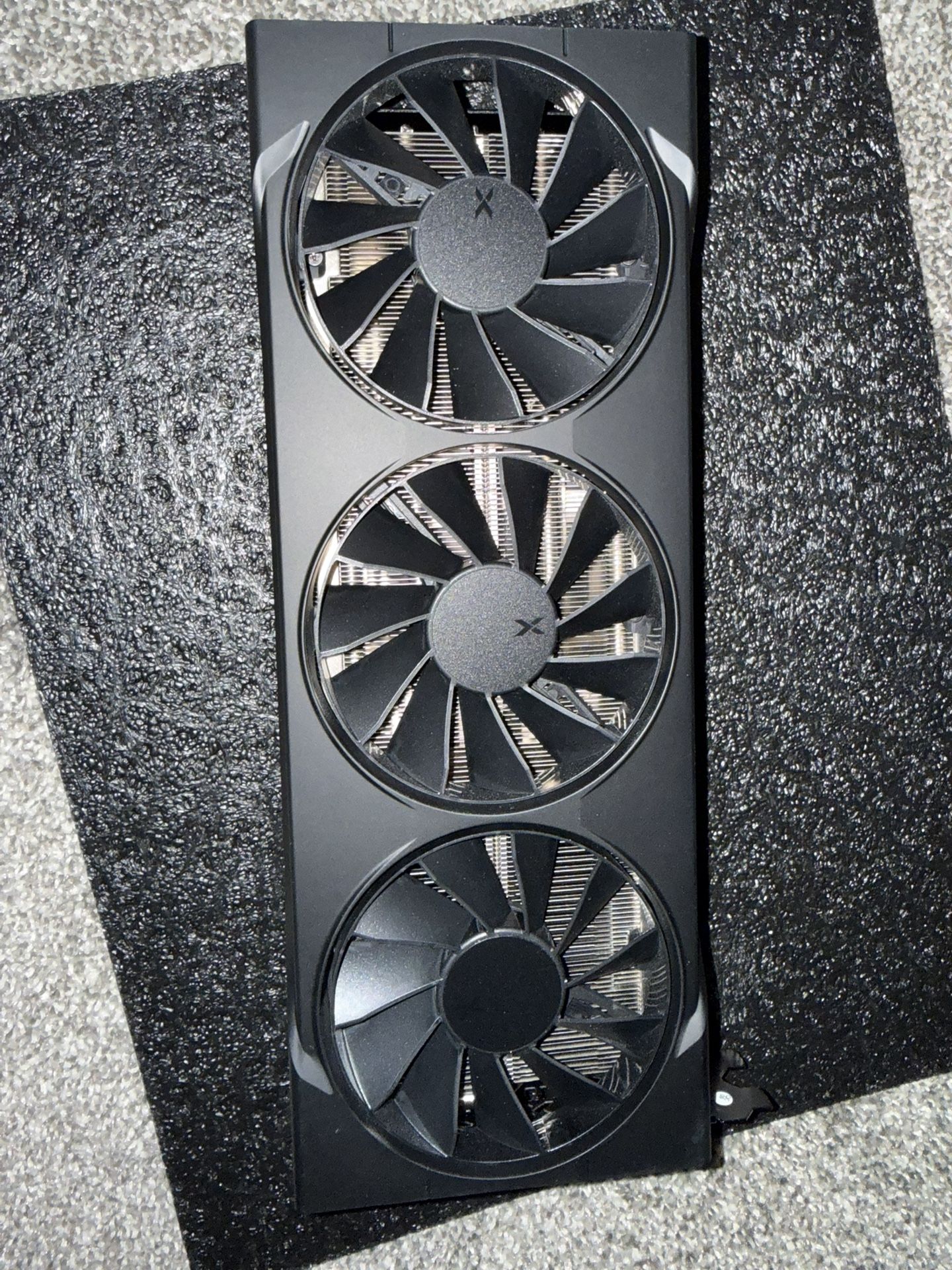 AMD RX 9070 OC XFX Swift
