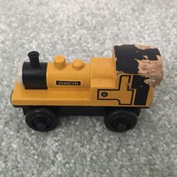 Thomas and friends “Duncan” Wooden Railway Magnetic Train engine 2002 learning curve RARE!
