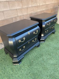  🚚two nightstand,  solid wood  (color black semi glass) size W18/H26/L28free Delivery🚚🚚