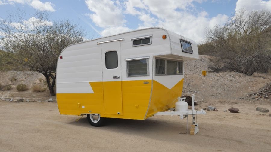 1969 Bee Line vintage camper trailer